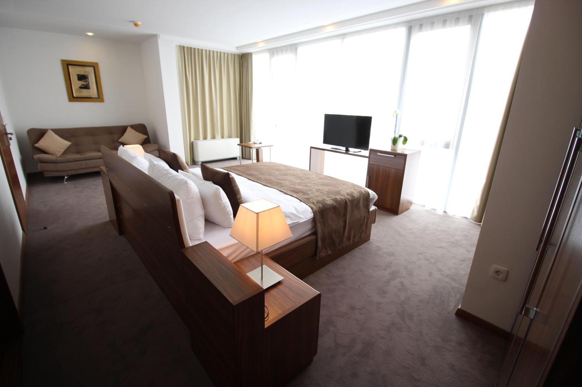 Hotel Royal Gold City Sarajevo Exterior photo
