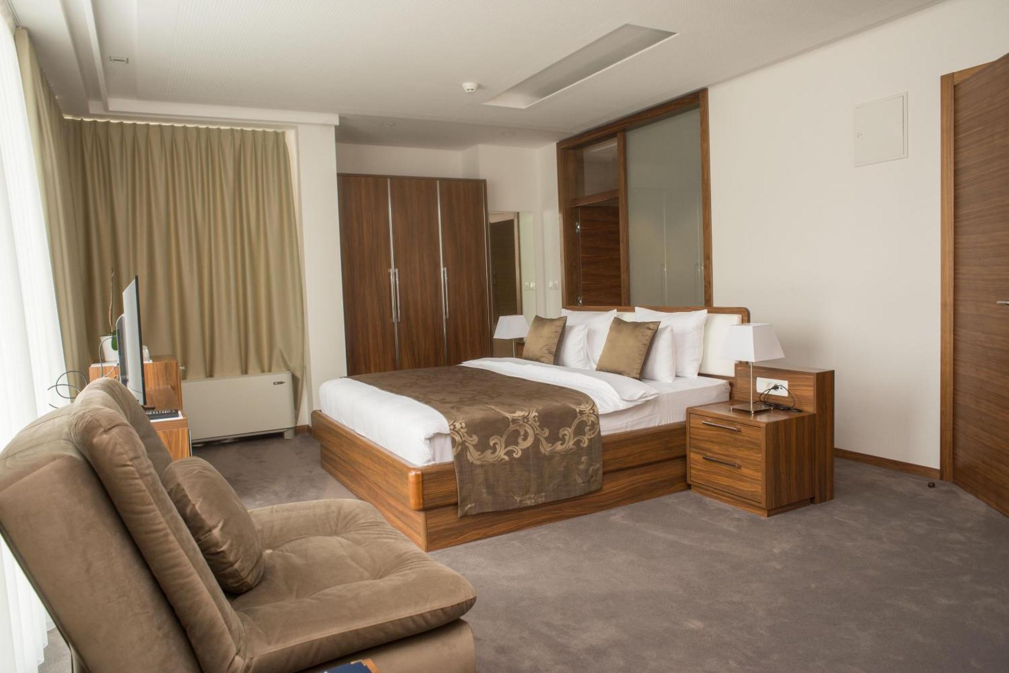 Hotel Royal Gold City Sarajevo Exterior photo